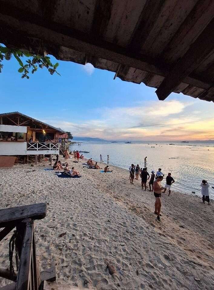 Where to Stay in Moalboal: Panagsama vs White Beach (2026)